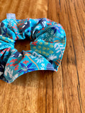 Scrunchies - turquoise magpies